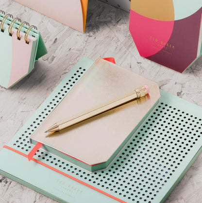 Unleash Creativity with Beautiful Notebooks and Pens