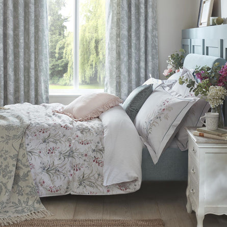 Mosedale Posy Duvet Cover and Pillowcases in Soft Natural by Laura Ashley