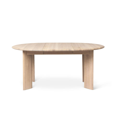 Ferm Living Bevel Table Extendable x1 Ø117-167cm, White Oiled Oak