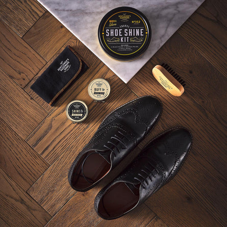 Gentlemen's Hardware Travel Shoe Shine Tin