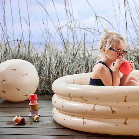 Giraffe Paddling Pool & Beach Ball by Oyoy Living Design