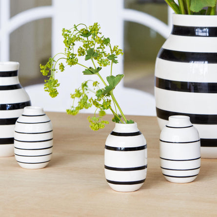 Kähler Omaggio Vase Miniature Vases, Set of 3 Black